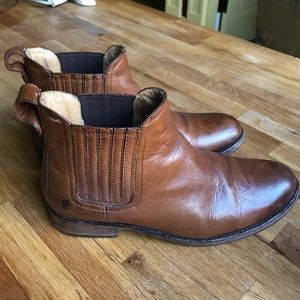 frye pippa chelsea boot